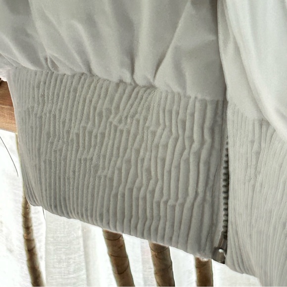 🌴 Cutest Zara Women's White Puffer Jacket - Picture 7 of 13